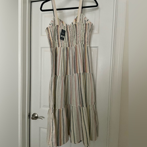 LUCKY BRAND LINEN SUMMER BOHO DRESS NWT - Picture 2 of 4